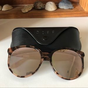 Polarized, tortoiseshell Diff sunglasses